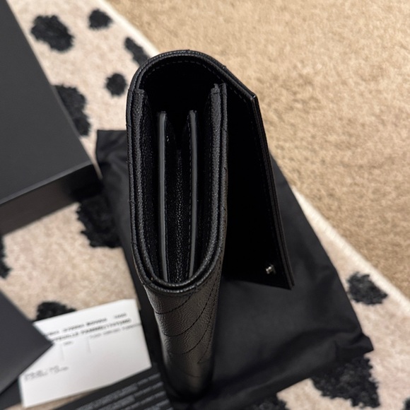 Saint Laurent Black Chevron Leather Wallet/Clutch - Picture 9 of 16